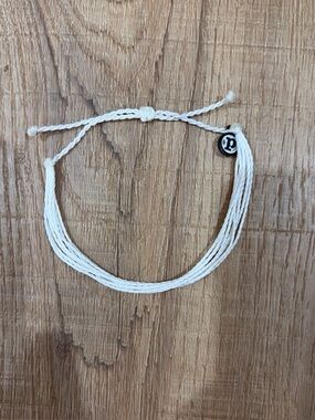 NWOT🥥Pura Vida White Multi-Strand Cord Bracelet